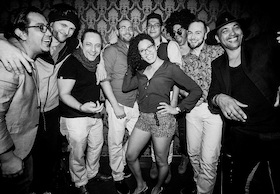 Bild: Román y sus Timberos - Tanz in den Mai mit den Salsaleros und Salsaleras!