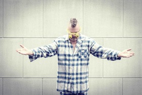 Einlass & Bewirtung ab 18.00 Uhr - Fortuna Ehrenfeld - mit „Solo am Klavier“