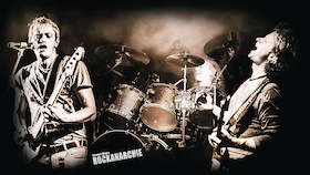 Bild: Thomas Blug - ROCKANARCHIE feat. Tommy Fischer | Teilbestuhlung