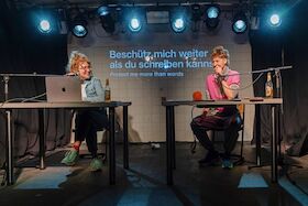 Bild: Lecture Performance: Beschütz‘ mich weiter als du schreiben kannst