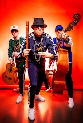 Bild: Wildes Holz - Block Party