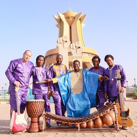 Bild: Mamadou Diabate & Percussion Mania