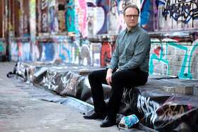 Bild: René Sydow: Sie dürfen sich wieder setzen