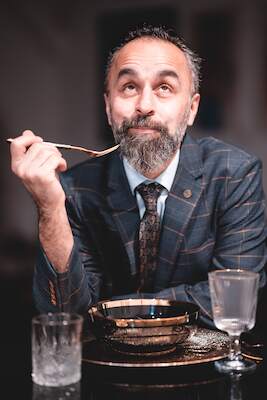 Bild: Aydin Isik: Mein Dinner mit Gott