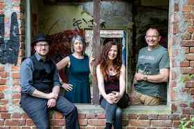 Bild: Cara - „Our Ship Is Ready“ - Award Winning Celtic Music