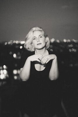 Bild: NINA JUNE - "Seal Skin Tour"