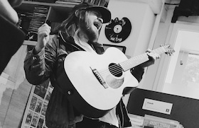 Bild: Onk Lou & John Steam Jr. - Der beliebte Österreicher auf Solo-Akustik-Tour mit regionalem Support