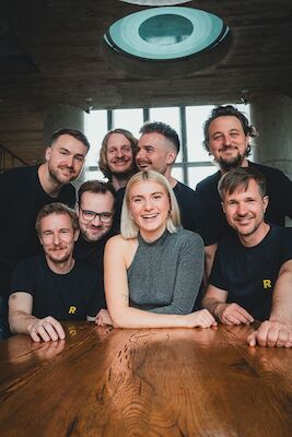 Bild: RADIUS feat. Leonora