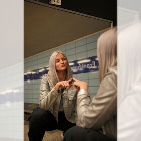 Bild: Julia Brandner - Calm Your Tits