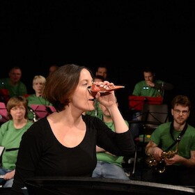 Bild: Kinderkonzert: BlueTrainOrchestra mit Heidi Lehnert und Benjamin Bochmann: „Kuno Knallfrosch“