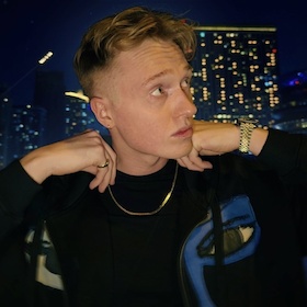 Bild: YFG PAVE / Support: SLY ALONE & PEAKS - "Niemand" Tour 2026