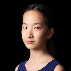 Bild: Gipfelstürmer: Kira Koch, Charlotte Melkonian, Oscar Hollmer & Linda Yuan