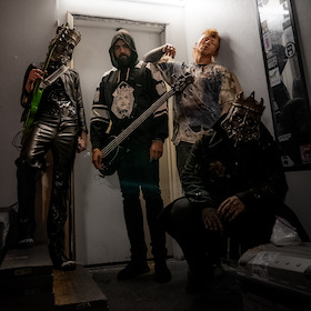 Bild: KING 810 - Summer Solstice Tour