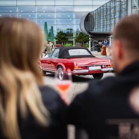 Bild: Classics at Mercedes-Benz - Markenoffenes Treffen automobiler Klassiker - Sonderstellplatz-Ticket -