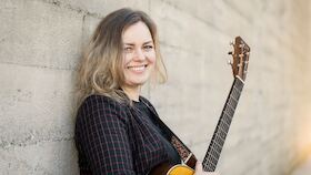 Bild: Fee Badenius - „Ich bring mich ganz groß raus“