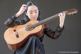 Bild: Kanahi Yamashita - Podium junger Gitarrist*innen