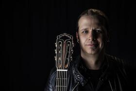 Bild: Stefan Eichner - spielt Reinhard Mey 2.0