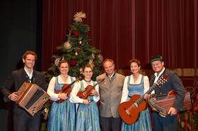 Bild: Heilige Nacht mit Pfarrer Rainer M. Schießler - Eine Weihnachtslegende nach Ludwig Thoma
