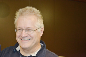 Bild: Theo Kaufmann liest Martin Walker „Bredouille“