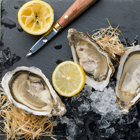 Bild: Edutainment – Küchenquickie Austern mit Kochbuchautor Gabriel Arendt
