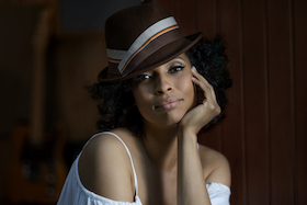 Bild: Tokunbo – Die Königin der leisen Töne stellt ihr neues Album vor