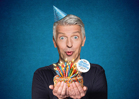 Bild: Johannes Flöck - Früher war ich jünger – wenn Happy und Birthday getrennte Wege gehen