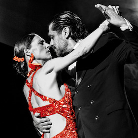 Bild: Nicole Nau & Luis Pereyra - OCASO AMARILLO