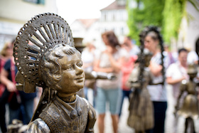 Bild: Kunst in der Altstadt - Skulpturen und Brunnen