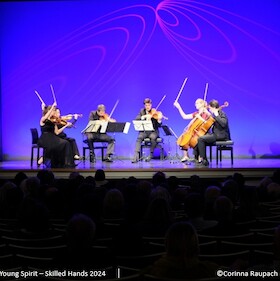 Bild: Internationales Violinfestival junger Meister | Young Spirit - Skilled Hands