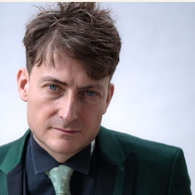 Bild: Sebastian Krämer - Gesänge auf der Falltür