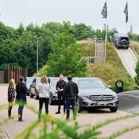 Bild: My Day at Mercedes-Benz in Bremen: Entdecken, Fahren, Genießen