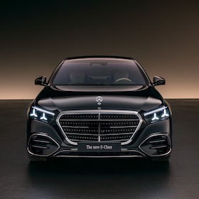 Bild: Brandneue Innovationen & wegweisende Produktion - Exklusive Präsentation der neuen Mercedes-Benz S-Klasse mit Entdeckungstour   