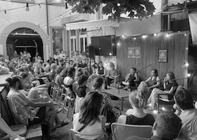 Bild: zwischen/stand - Junge Lesebühne mit Open Stage