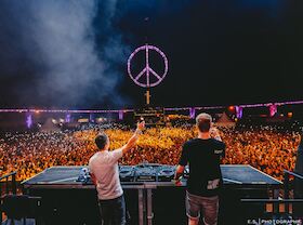 Bild: GESTÖRT ABER GEIL - und Freunde