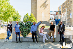 Bild: Nachts in der Stadtbibliothek