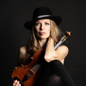 Bild: Meta Hüper - Wenn es Nacht wird ...