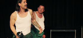 Bild: Bunkerbuddyz - Theaterstück von und mit Bastian Wienands und Oliver Lange