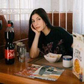 Bild: MIRIAM DAVOUDVANDI - Das können wir uns nicht leisten - Tour 2026