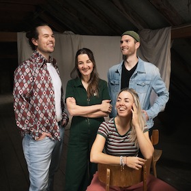 Bild: baff! - mit dem Programm „Immer noch Kinder“ - Premiere