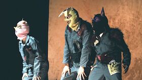 Bild: 120 Ochsen - Eine national-mythologische Travestie