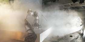 Bild: Demonstranti - Drei Jahrzehnte den Bach hinunter. Hergestellt in der Tschechoslowakei. Gewidmet Zbyněk, demjenigen, der noch Wut