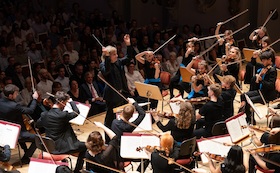 Bild: Deutsche Streicherphilharmonie & Louis Zhang - Divertimento
