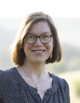 Bild: Lesereise quer Beet 2026 - Sarah Tischer liest aus ihrem Zucchini Kochbuch