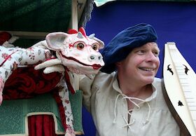 Bild: Ritterhelmpflicht für kleine Drachen