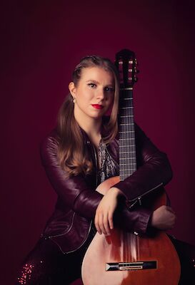 Bild: Altstadtkonzert mit Laura Lootens - Gitarre