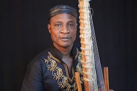 Bild: Adjiri Odametey Trio - Afrikanische Weltmusik