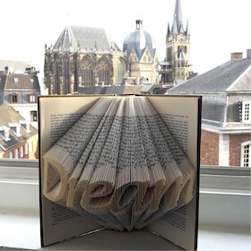 Bild: Kreativworkshop: Buch-Origami