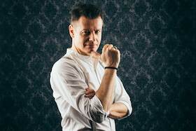 Bild: Gag & Breakfast - mit Lars Ruth