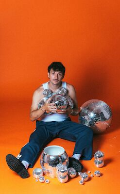 Bild: RIAN x Halbtrocken Open Air - Blumendisko Sommershow