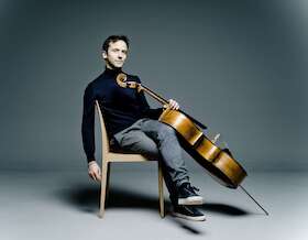 Bild: Jean-Guihen Queyras & Stuttgarter Kammerorchester